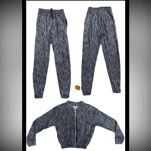 Women Dark Gray Hoodie and Jogger Set Size S (0346) - Picture 2 of 16